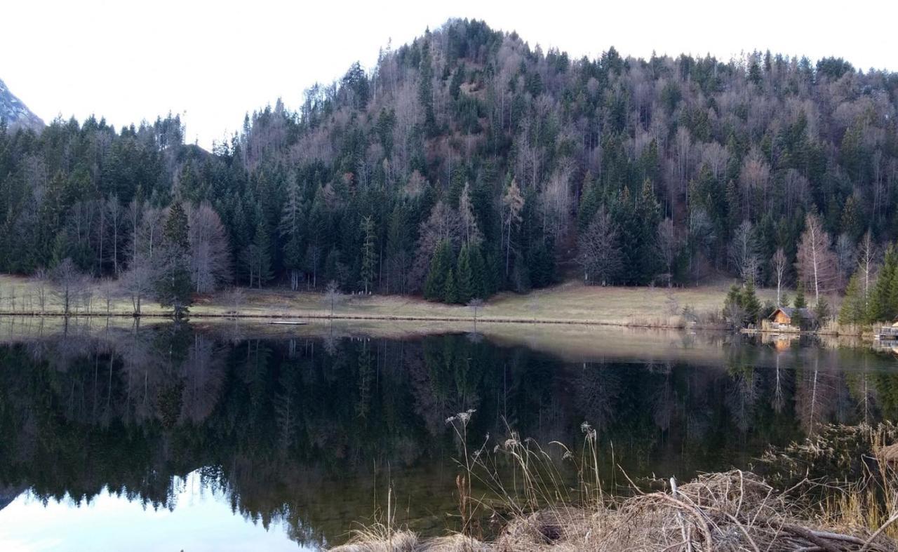 Apartamento Altes Pfarrhaus Altaussee Exterior foto