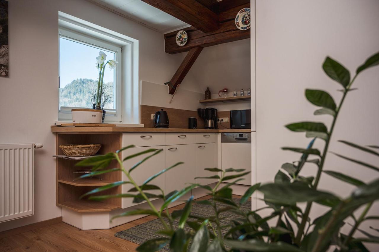 Apartamento Altes Pfarrhaus Altaussee Exterior foto