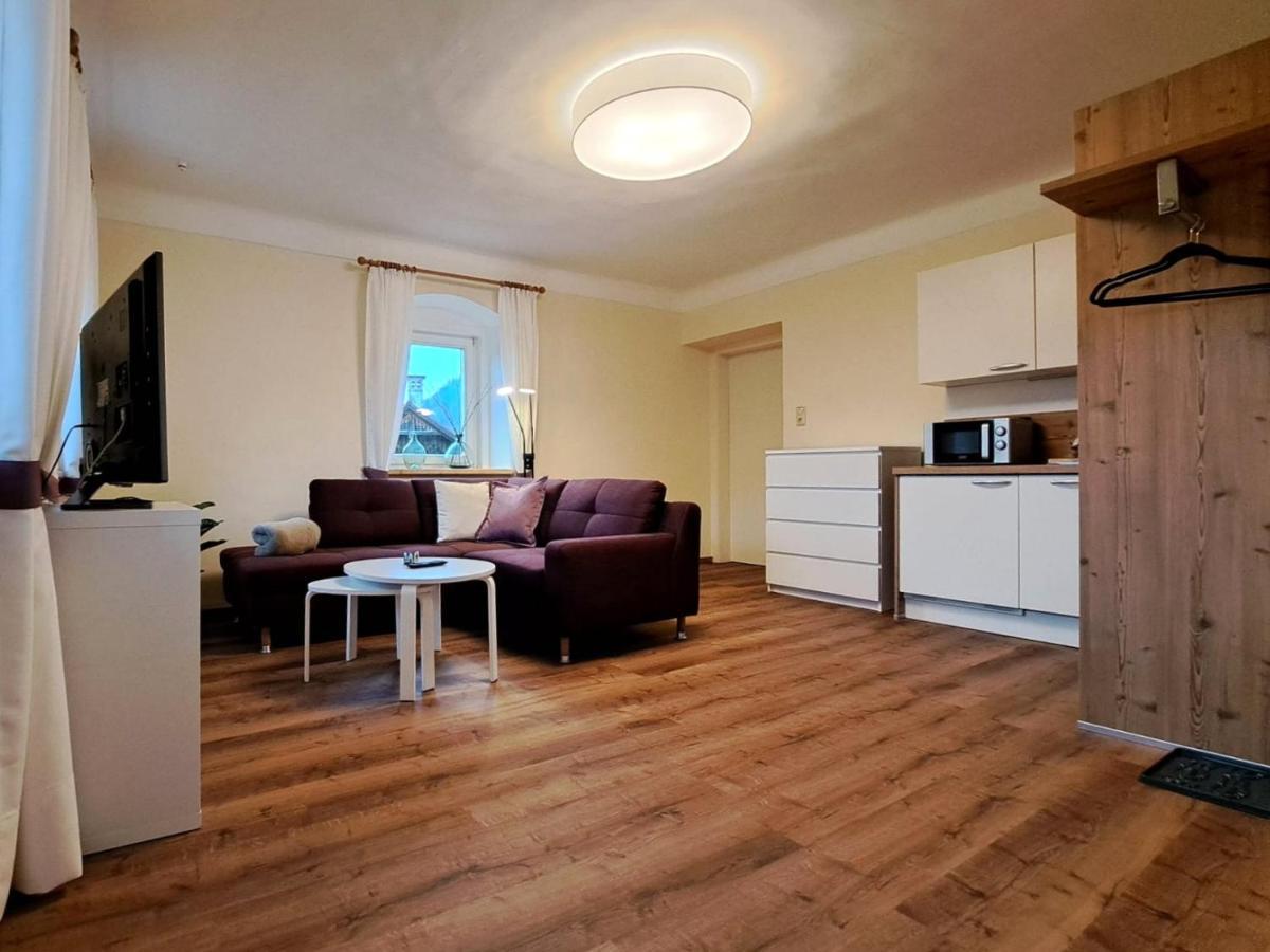 Apartamento Altes Pfarrhaus Altaussee Exterior foto
